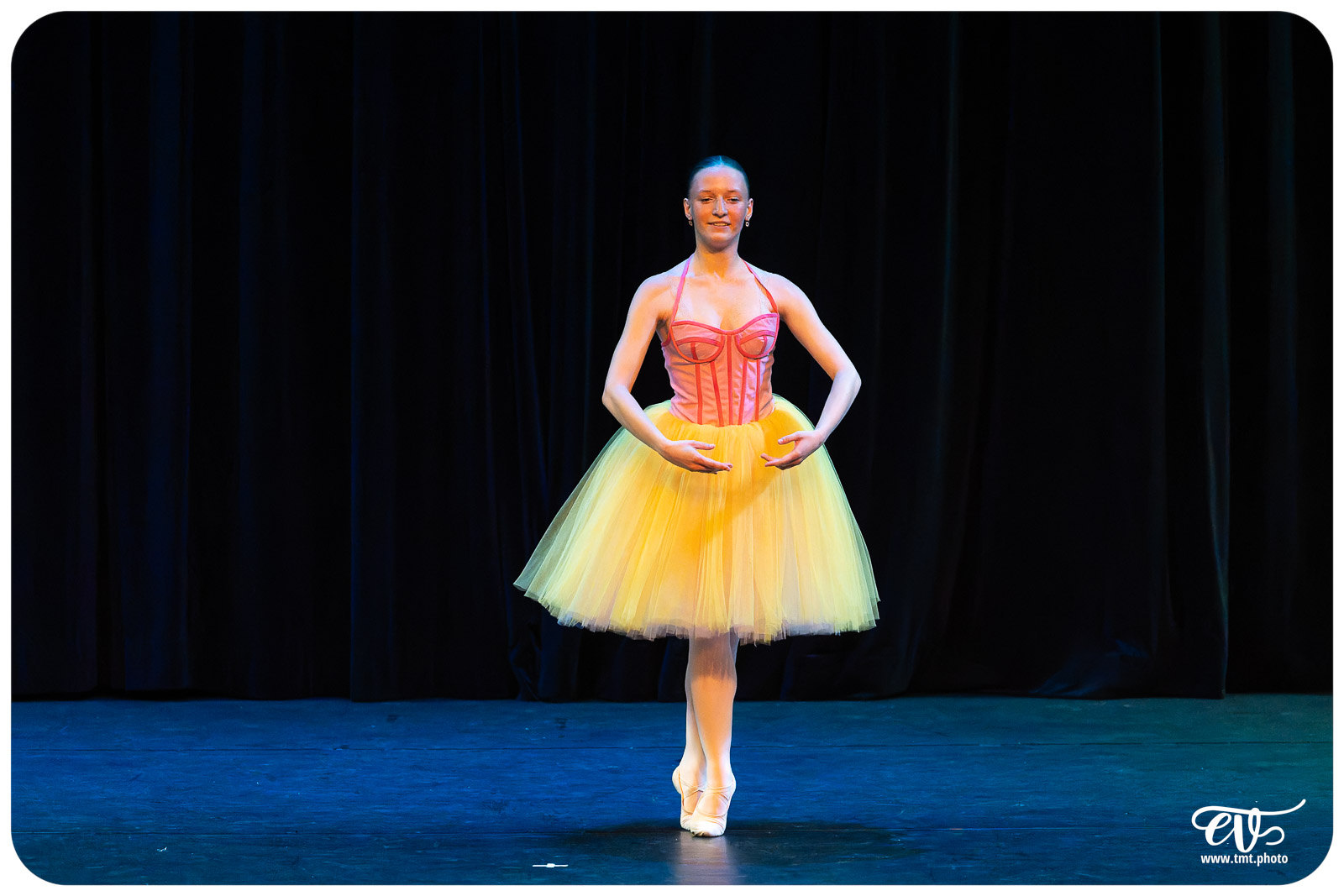 ECOLE DE DANSE CÉCILE ADAMOW